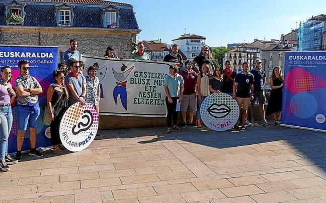 Atzoko aurkezpenean egindako irudia.