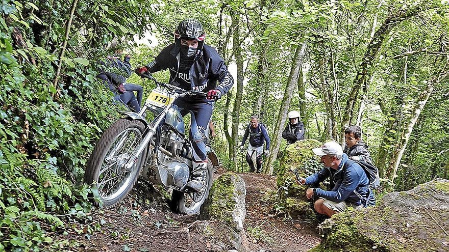 El piloto local Asier Zurbano, durante un momento de la competición del pasado año. | FOTO: DNA