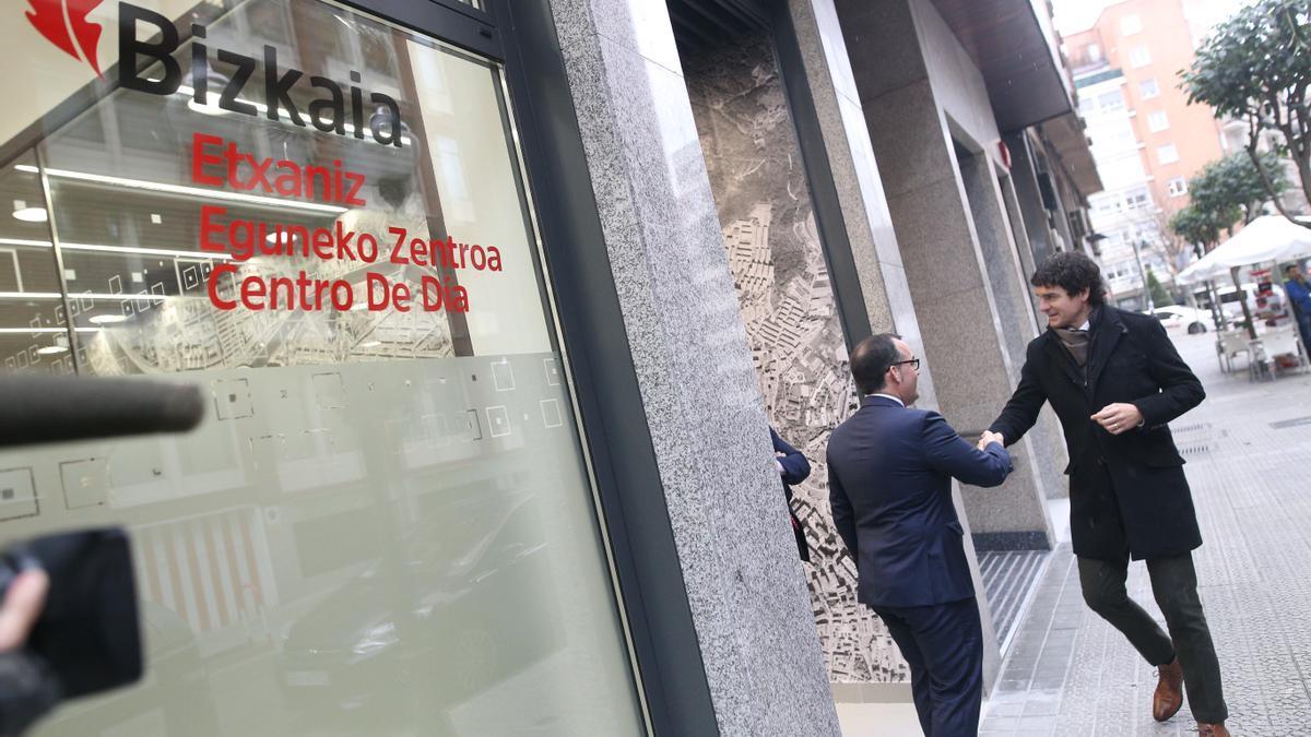 El centro de Etxaniz en Bilbao ha sido el primero en dar sus servicios etxeTIC en Bilbao