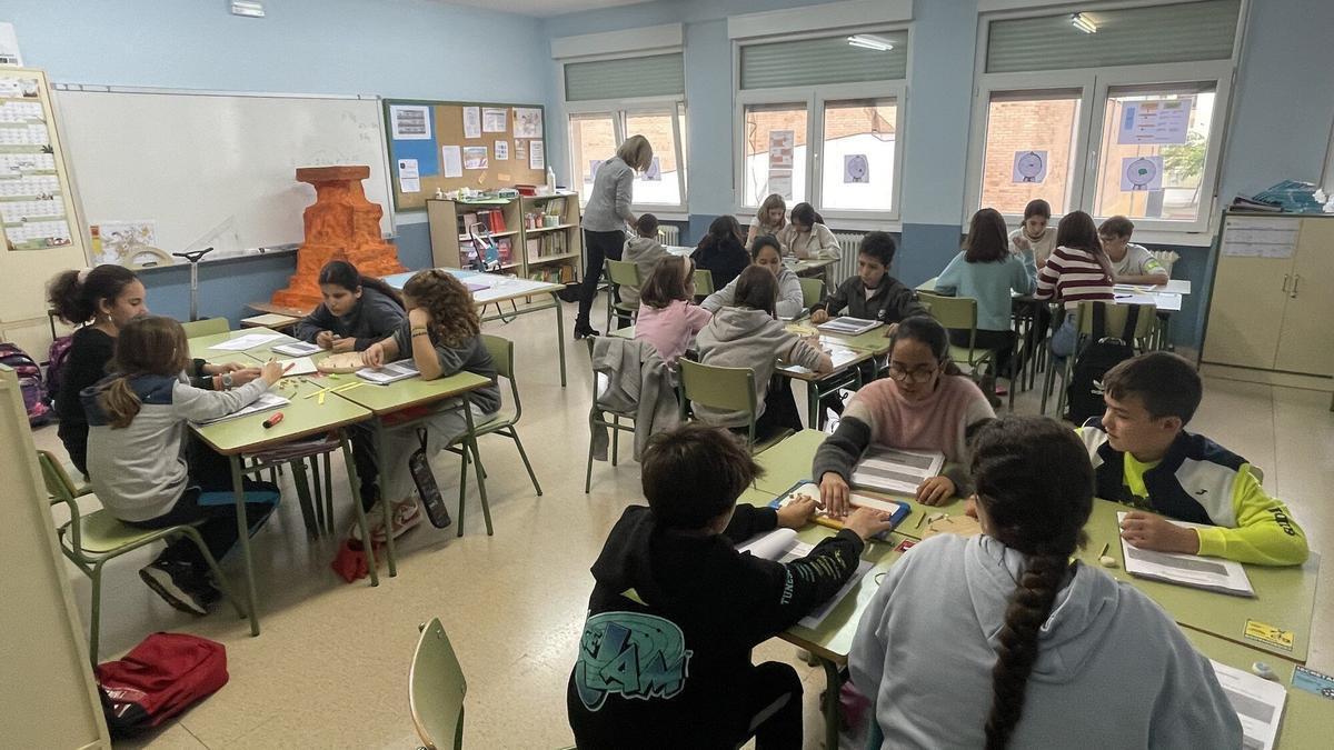 El alumnado de 6º de Educación Primaria, trabajando las fracciones.