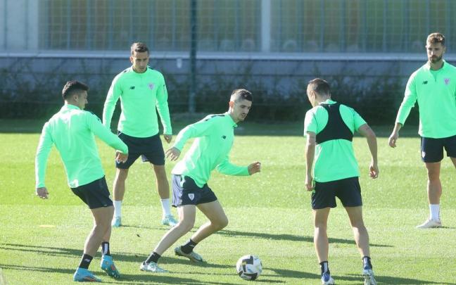 El Athletic vuelve al trabajo tras la derrota en Girona