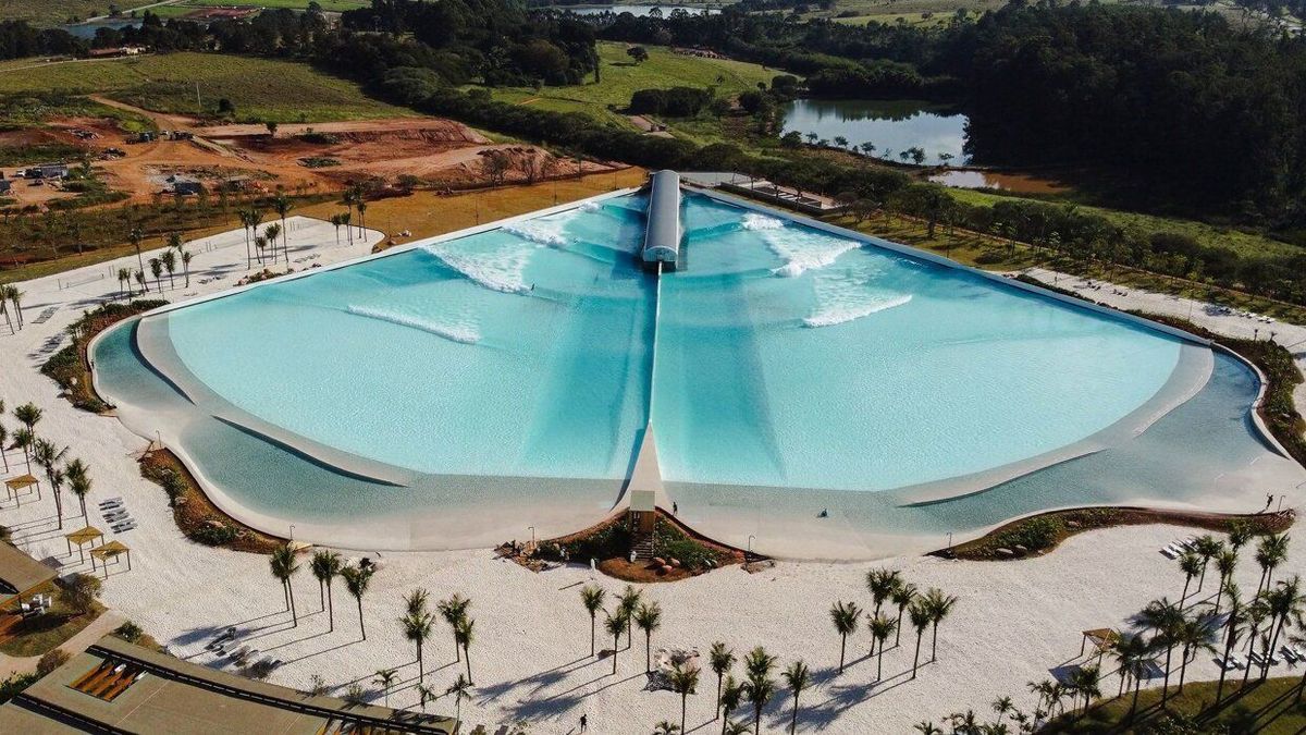 Complejo Praia de Grama diseñado por Wavegarden en Brasil-