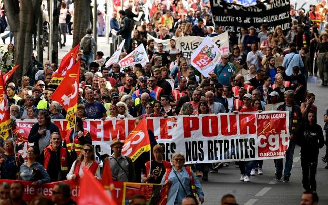 Manifestaci&oacute;n en Francia para reclamar una subida de las pensiones.