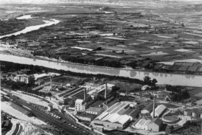 Vista panorámica de la Azucarera tomada desde el paseo de Invierno a mediados de los años 1950.