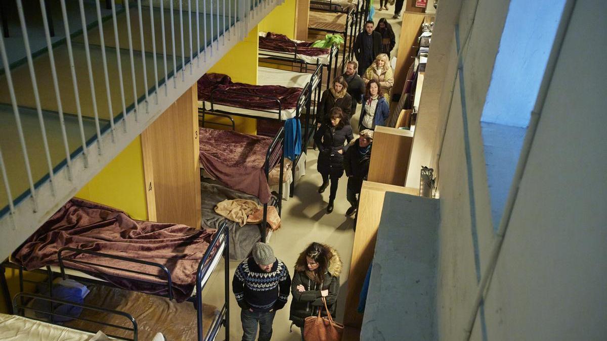 Visita municipal al albergue de Jes&uacute;s y Mar&iacute;a