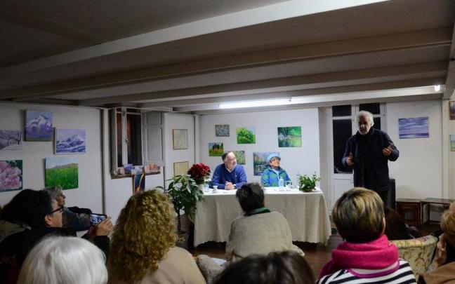 Imízcoz, Badiola y Andrés, en la presentación del libro ‘Cuentos de Eva Arguía’.