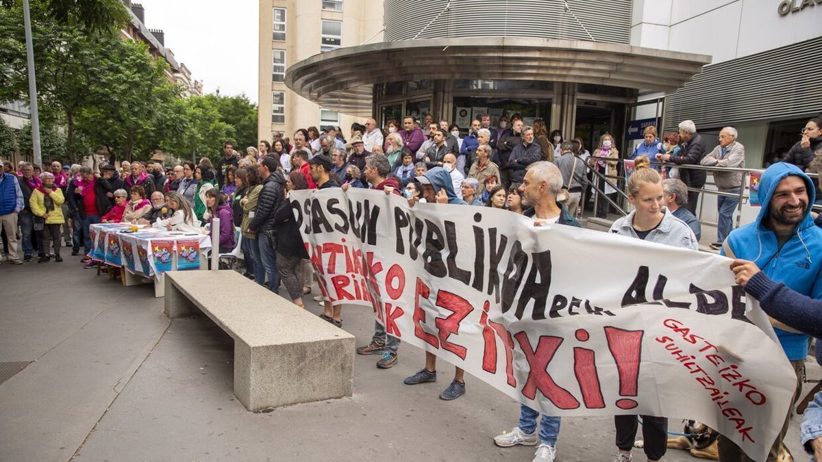 Concentración este lunes en Vitoria para denunciar el cierre del PAC de San Martín