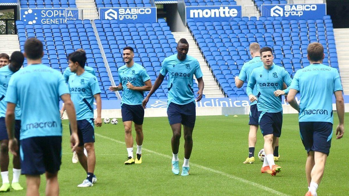 Así ha sido el primer entrenamiento de Sadiq Umar en la Real