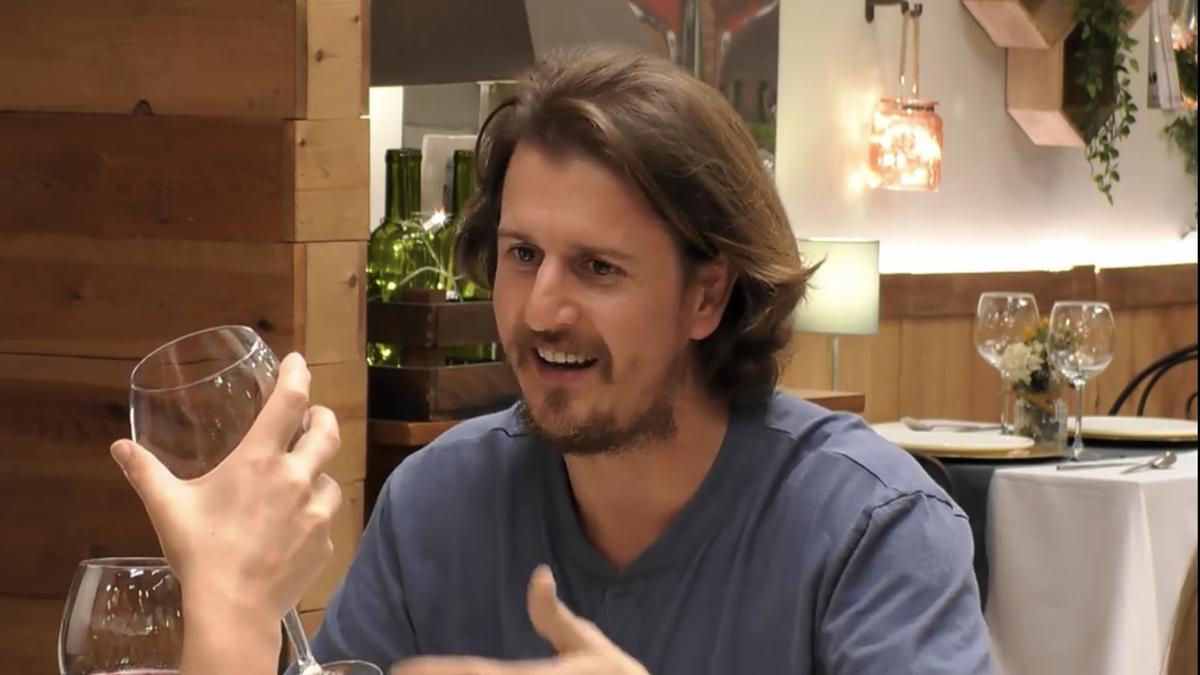 Un comensal arruina su cita en 'First Dates' con sus vulgares comentarios.