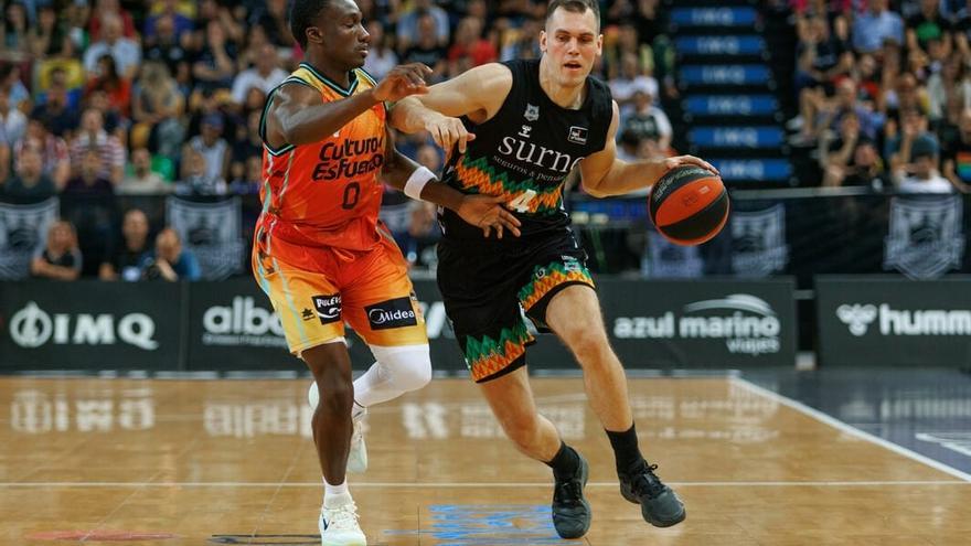 Nikola Radicevic, en el duelo ante el Valencia Basket