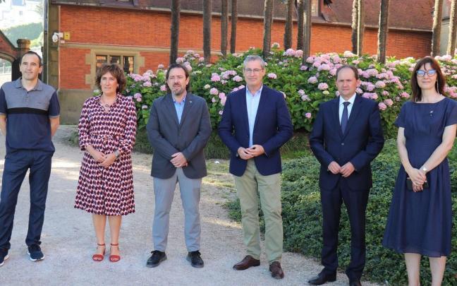Participantes en el curso de verano organizado hoy por la Diputaci&oacute;n de Gipuzkoa.