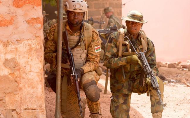 Imagen de archivo de militares de Camerún y Níger.