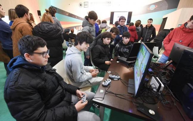 Gamer Gela en la Azoka de Durango. Gamer Gela en la Azoka de Durango.