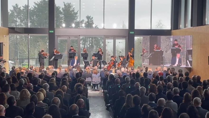 Inauguración oficial de Fabrika