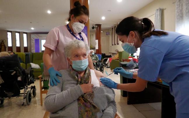 El tutor de un enfermo de Alzheimer había solicitado que no se le vacunase.