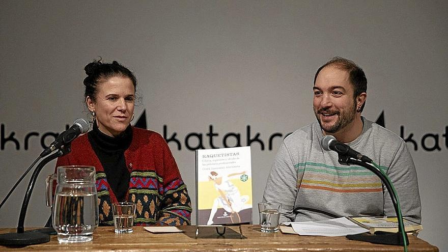 Olatz González y Dani Burgui, durante la presentación.