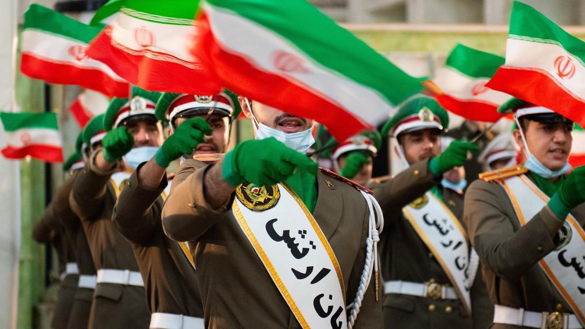 Soldados de Irán.