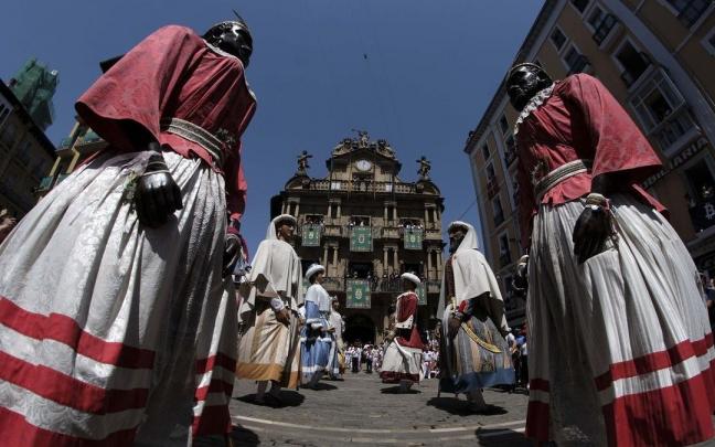 Imagen de archivo de los gigantes de Pamplona