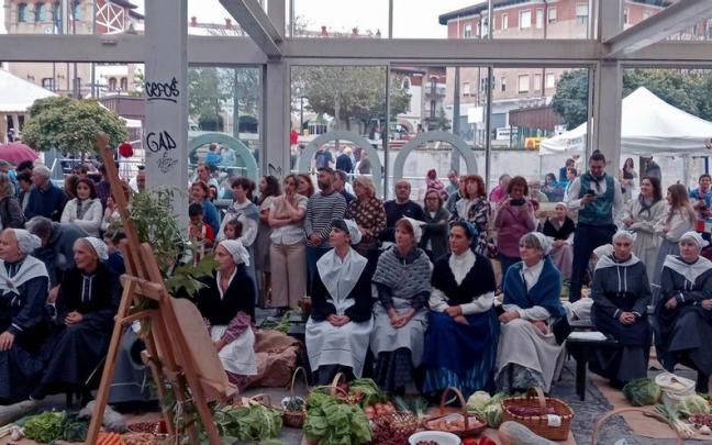 Domingo de vendeja bajo el sirimiri en Mungia