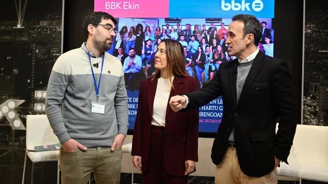 Nora Sarasola, junto a Christian Martin e Ibon Mintegui Nora Sarasola, junto a Christian Martin e Ibon Mintegui