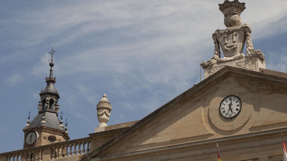 Fachada del Ayuntamiento de Vitoria