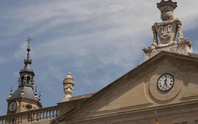 Fachada del Ayuntamiento de Vitoria Fachada del Ayuntamiento de Vitoria