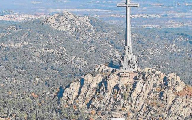 Vista general de la bas&iacute;lica del Valle de Cuelgamuros.