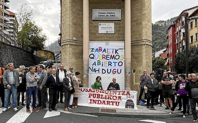 Acto para convocar la manifestación del día 29. | FOTO: PLATAFORMA 24/7 Acto para convocar la manifestación del día 29. | FOTO: PLATAFORMA 24/7