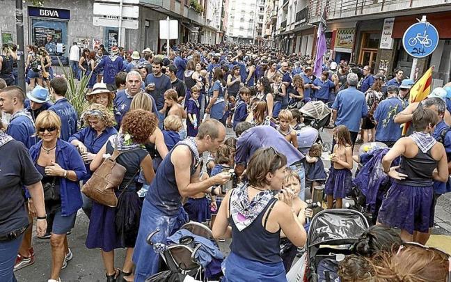 Lekeitio es una de las localidades vizcainas que se ti&ntilde;en de fiesta estos pr&oacute;ximos d&iacute;as. | FOTO: JUAN LAZKANO