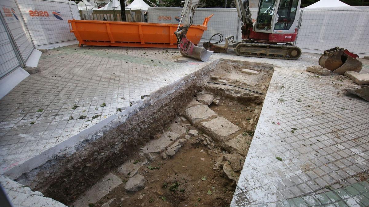 Restos de los antiguos minetes o canalizaciones para las aguas sucias construidas en el siglo XVIII, hallados en Sarasate