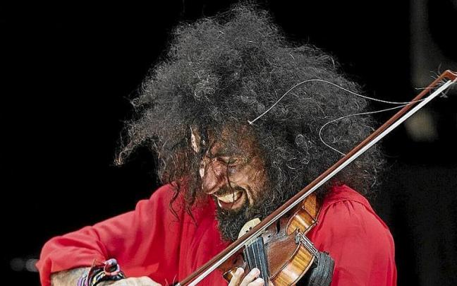 Ara Malikian durante un concierto el pasado mes de octubre. | FOTO: I&Ntilde;AKI PORTO