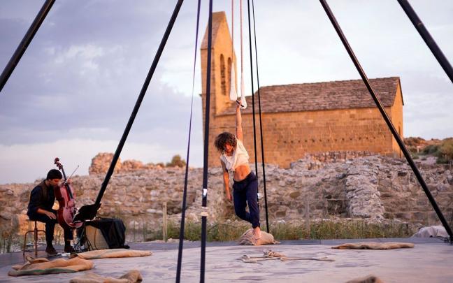 Uno de los espectáculos escénicos del programa 'Con los pies en las nubes'.
