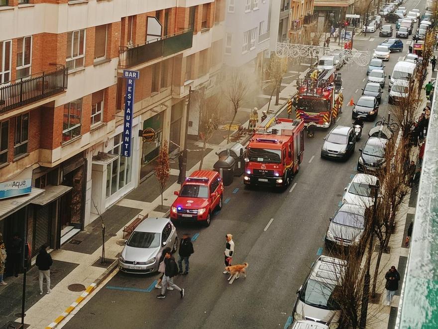 Incendio en una tienda de bicicletas eléctricas de Domingo Beltrán