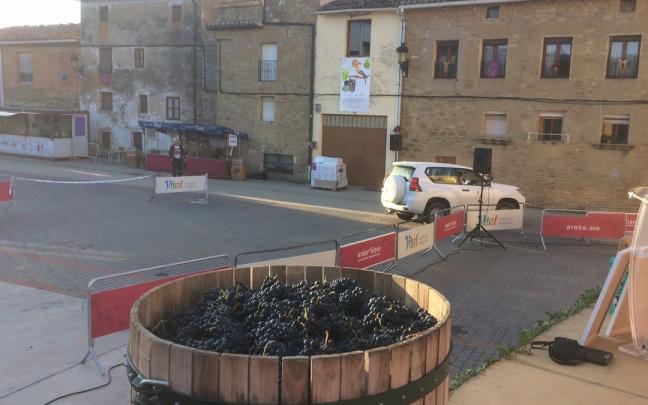Todo preparado para la Fiesta de la Vendimia en Lanciego. Todo preparado para la Fiesta de la Vendimia en Lanciego.