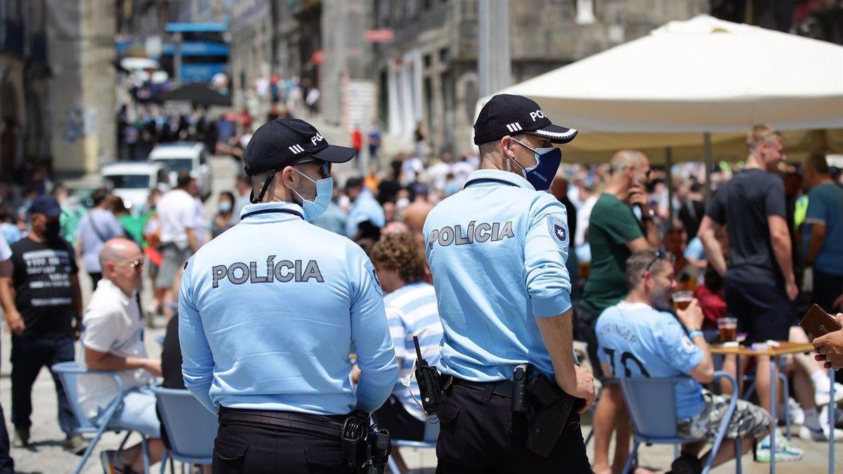 Policías portugueses