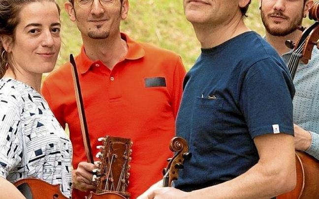 Los m&uacute;sicos de Alos Quartet, que estar&aacute;n hoy en el Leidor. | FOTO: N.G.