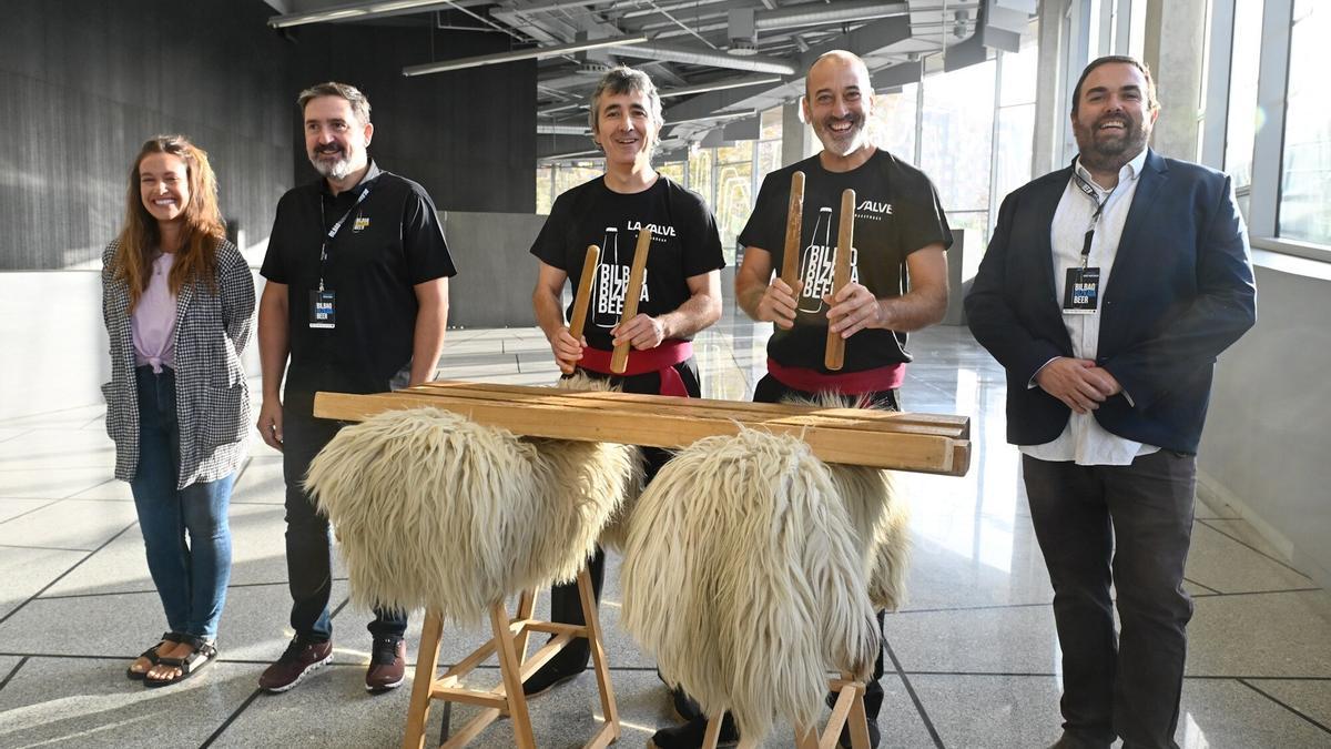 Ángela Saiz, Jon Ruiz, Ivan Allue, Karlos Galán y Mikel Rius