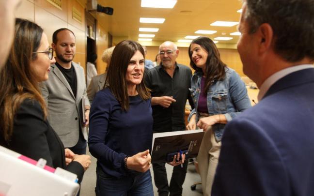 La portavoz de Elkarrekin Podemos-IU, Miren Gorrotxategi, en una anterior reunión del pacto educativo La portavoz de Elkarrekin Podemos-IU, Miren Gorrotxategi, en una anterior reunión del pacto educativo