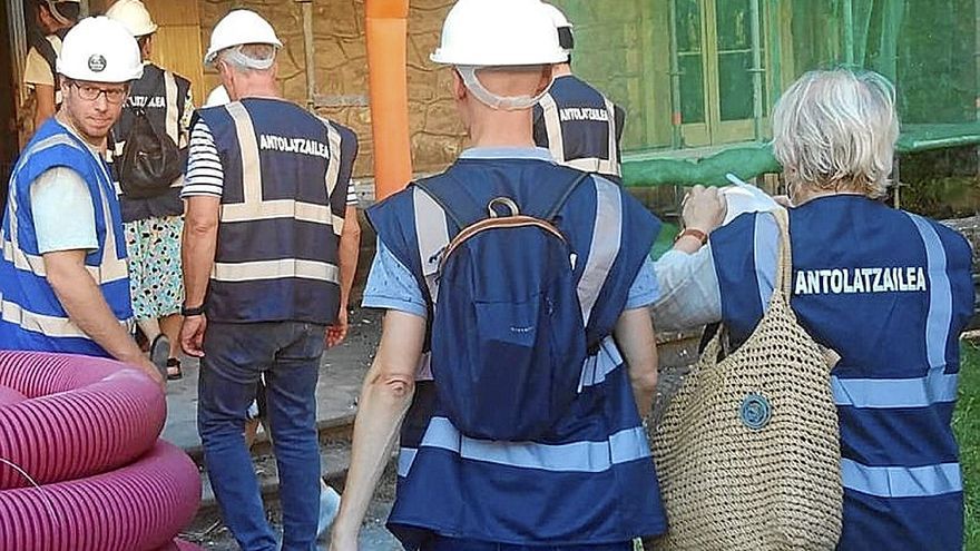 Visita realizada a las obras tras la reunión del martes. | FOTO: B.U.