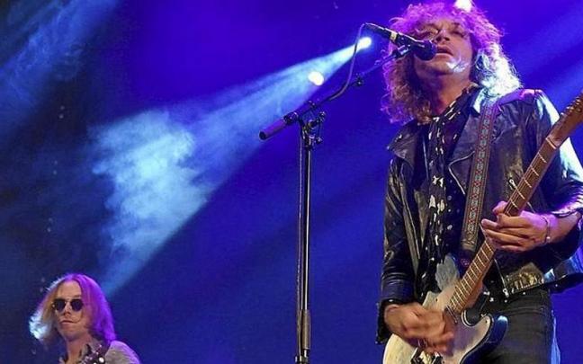 El grupo en el Iradier Arena.