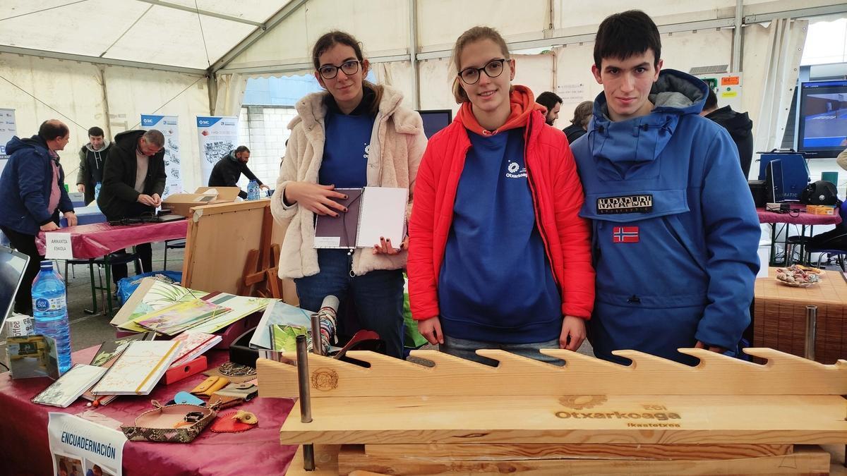 Un millar de estudiantes lleva a la práctica su vocación científica