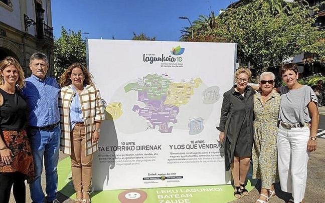 Representantes municipales, de Azkoitia Lagunkoia y Matia. | FOTO: N.G. Representantes municipales, de Azkoitia Lagunkoia y Matia. | FOTO: N.G.