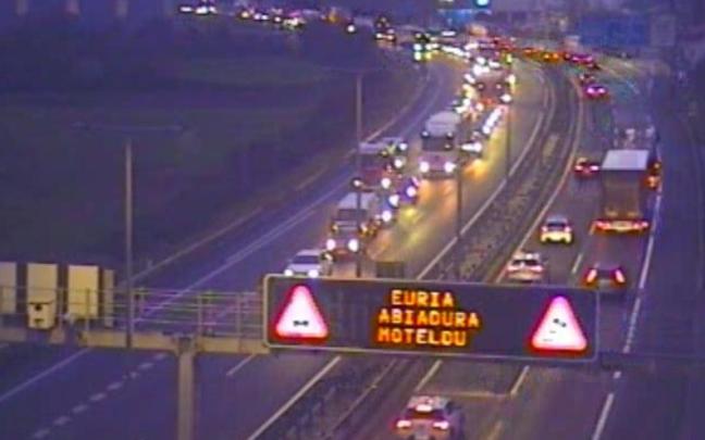 Retenciones por el accidente ocurrido en Andoain Retenciones por el accidente ocurrido en Andoain
