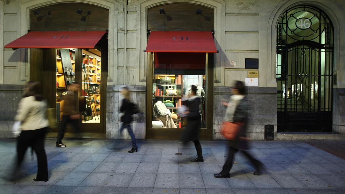 Falconeria abrirá en el local donde estuvo Carolina Herrera en el número 44 de Gran Vía de Bilbao