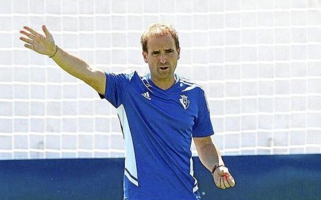 Jagoba Arrasate, en un entrenamiento en Tajonar.