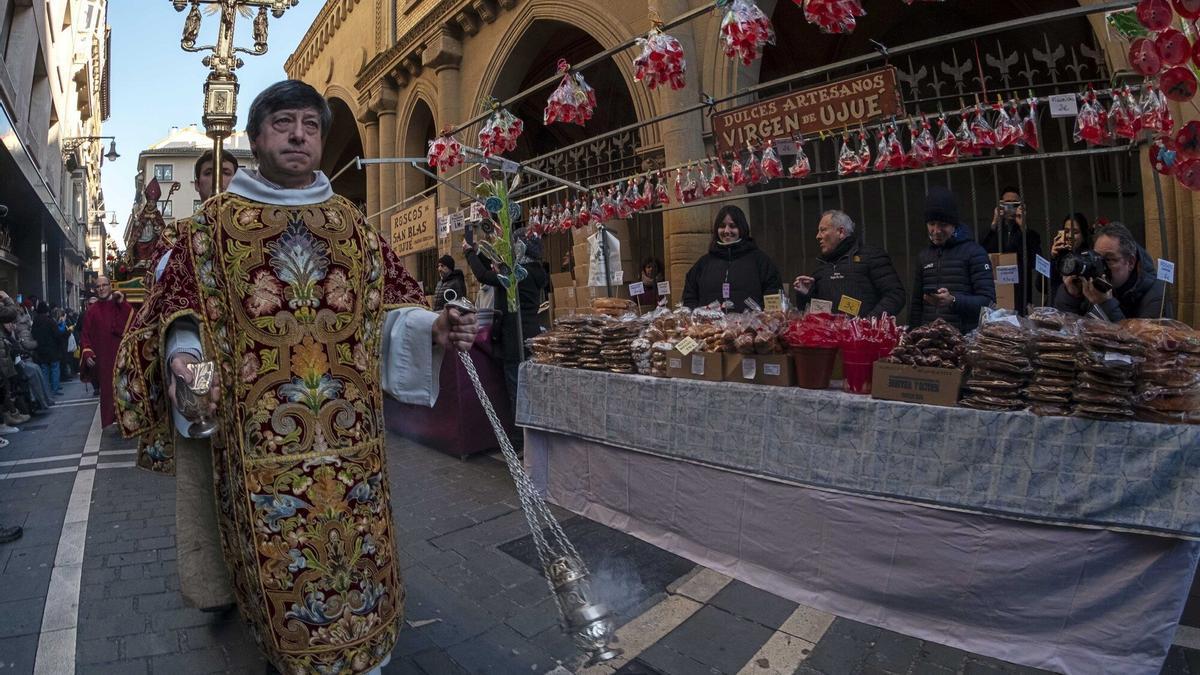 Fotos del día de San Blas en Pamplona: el santo que 'sana gargantas' y alegra estómagos