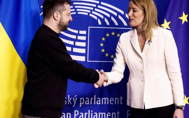 "Nuestra respuesta debe ser proporcional a la amenaza, y la amenaza es existencial", ha expresado Metsola.