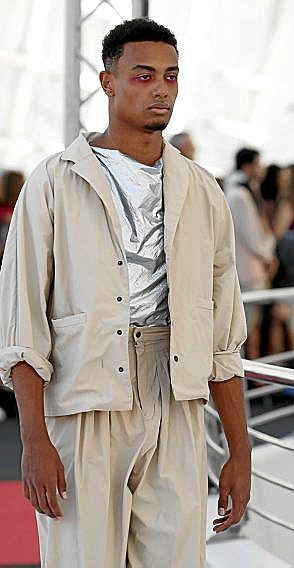 Conjunto masculino de la firma de los hermanos Ceballos.