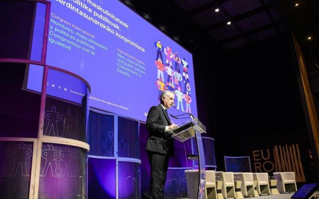 Urkullu ha inaugurado este mi&eacute;rcoles el congreso internacional 'Hombres, masculinidades y pol&iacute;ticas p&uacute;blicas. Compromiso con la igualdad'.