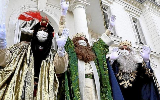 Errege Magoak, pasa den urtean, Donostiako Aiete Jauregian. Errege Magoak, pasa den urtean, Donostiako Aiete Jauregian.